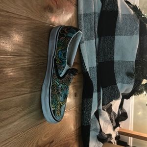 Good condition vans size 7 women’s ocean themed vans